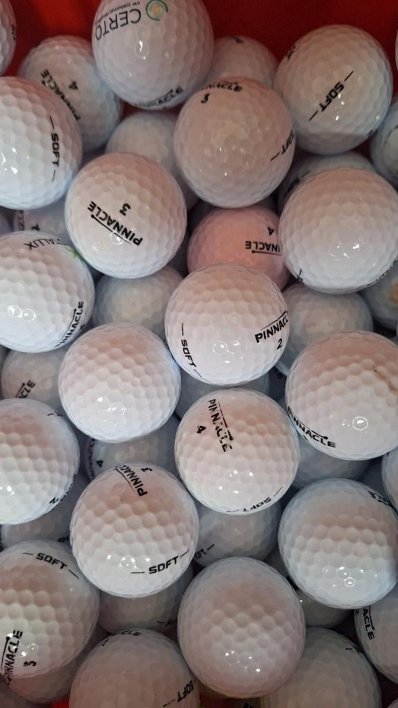 100 Pinnacle soft/rush golfballen, Sport en Fitness, Golf, Ophalen of Verzenden, Zo goed als nieuw, Bal(len)