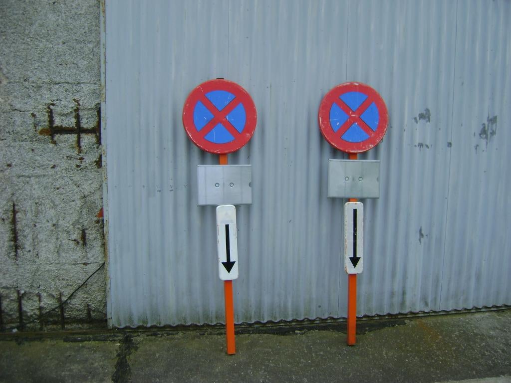 parkeerborden-parkeerverbodsborden  TE KOOP, Ophalen, Gebruikt