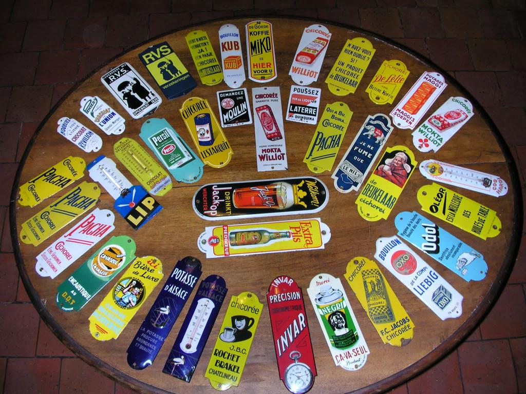 RECHERCHÉ ; montants de porte en émail, Collections, Enlèvement ou Envoi, Comme neuf