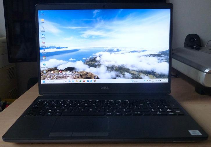 Dell Precision 7550 - i7 - 10e generatie, Computers en Software, Windows Laptops, Zo goed als nieuw, 16 inch, SSD, 3 tot 4 Ghz