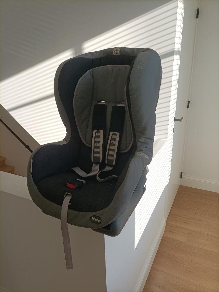Autostoel Römer Duo ECE R44_04 - gratis op te halen, Kinderen en Baby's, Autostoeltjes, Ophalen, Romer, 9 t/m 18 kg, Zijbescherming