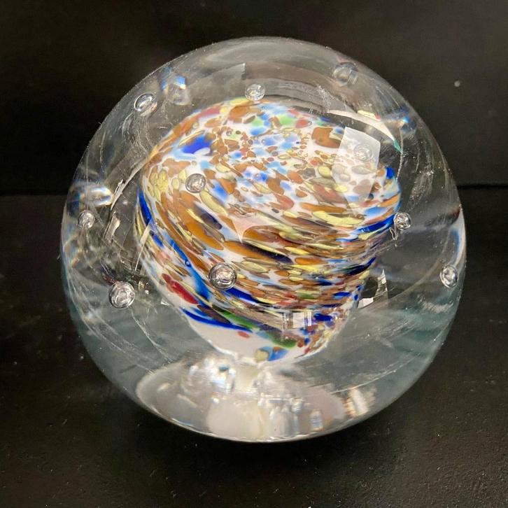 Val saint Lambert Presse papier  Sulfure Diamètre 7 cm, Antiquités & Art, Antiquités | Verre & Cristal, Enlèvement ou Envoi