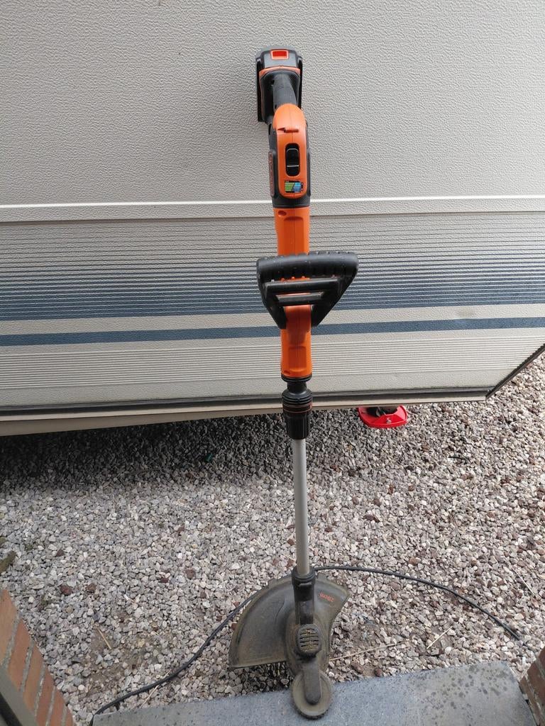 Black and decker kantenmaaier, Enlèvement, Batterie