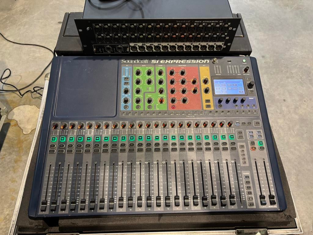 Soundcraft Si Expression 2 digitale mixer incl Mini Stagebox, Muziek en Instrumenten, Mengpanelen, Gebruikt, 10 tot 20 kanalen