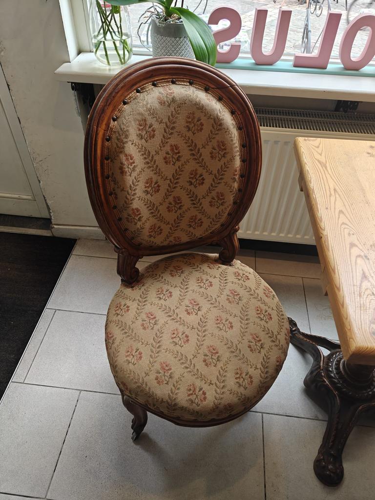 5 vintage stoelen in zeer goede staat, Ophalen, Zo goed als nieuw, Vijf, Zes of meer stoelen, Overige materialen