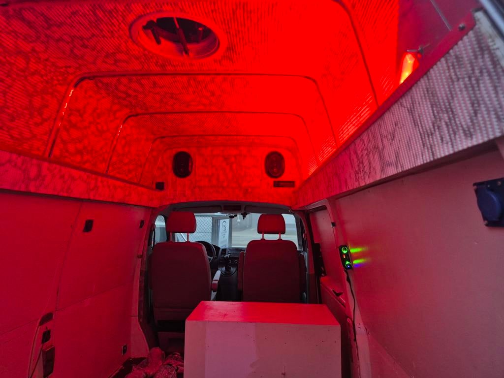 VW t5 2.0TDi - Automaat,  Verhoogd en Verlengd, Autos, Camionnettes & Utilitaires, Entreprise, 2 places, Noir, 5 portes