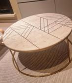 Table basse ronde en marbre blanc reconstitué et doré, Enlèvement, Métal