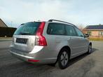 Très belle Volvo V50 1.6d Euro 5, 157 500 km, très propre, Auto's, Volvo, Voorwielaandrijving, Euro 5, Zwart, 4 cilinders