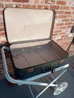 oude valiezen of reiskoffers 10€., Ophalen