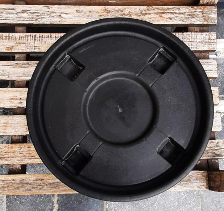 Te koop: 3 Zwarte kunststof plantentrolleys., Jardin & Terrasse, Pots de fleurs, Utilisé, Synthétique, Intérieur, Balcon, Jardin