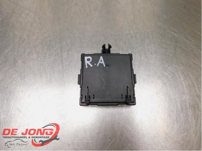 Module verrouillage central des portes d'un Mercedes A-Klass, 3 mois de garantie, Utilisé, -, -