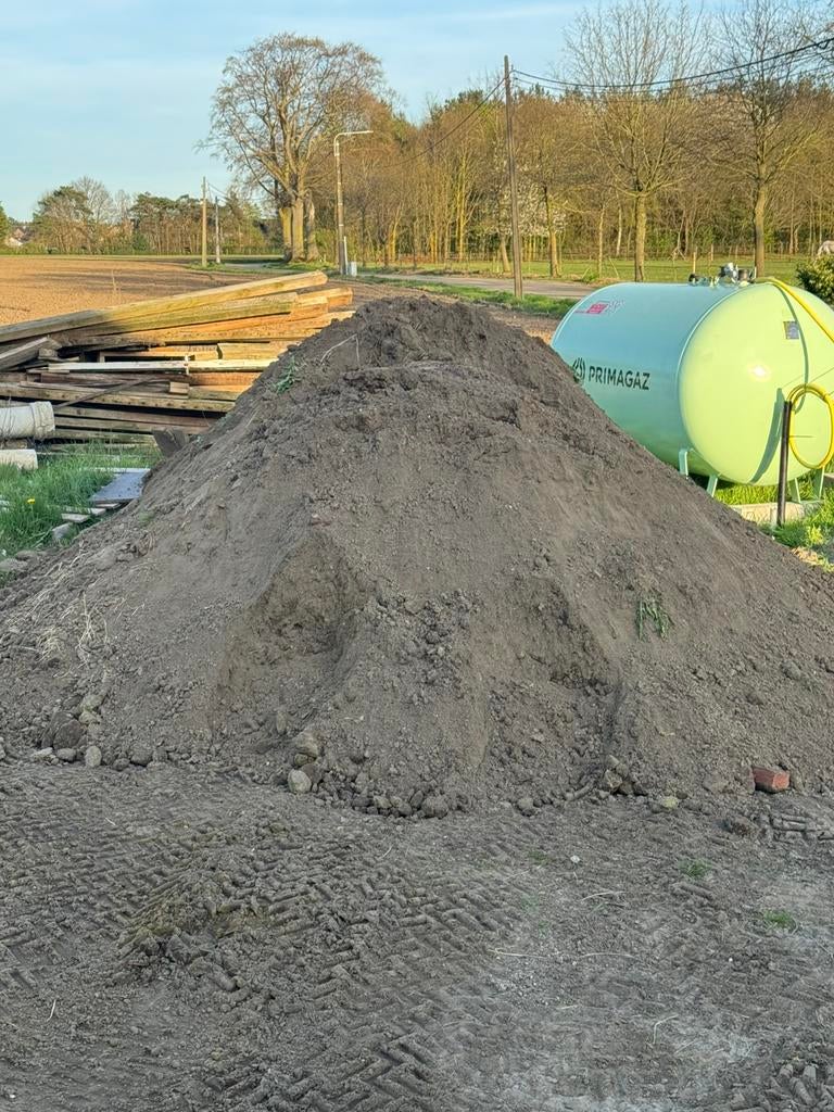 Gratis opvulgrond, Ophalen