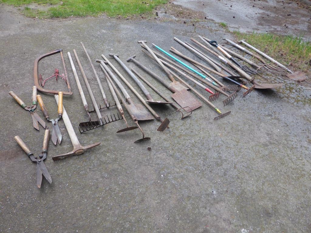 partij ouder tuingereedschap - spade troefel riek rijf pios, Enlèvement, Utilisé, Autres types