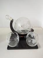 Aretica Luxe Whisky Karaf Wereldbol 4 Glazen, Ophalen, Zo goed als nieuw, Borrel- of Shotglas