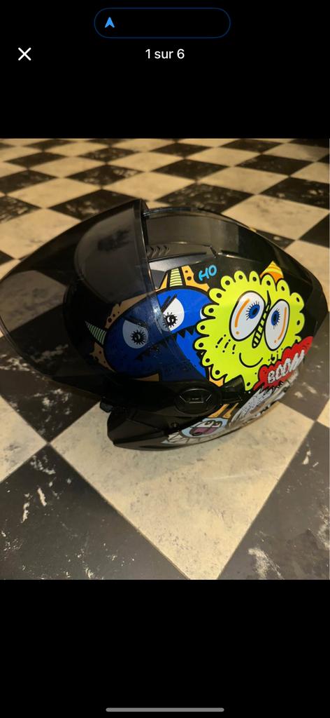 A vendre casque moto XL mais compatible pour L aussi, Vélos & Vélomoteurs, Enlèvement, Comme neuf