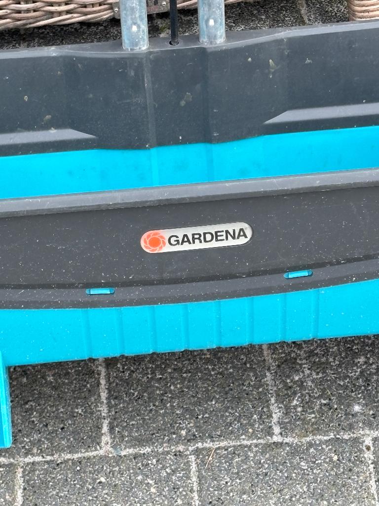 Strooiwagen gardena, Ophalen, Gebruikt, Gras