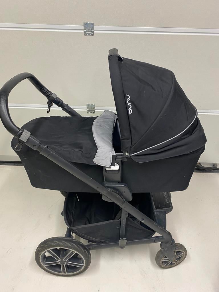 Nuna Mixx kinderwagen en Carry cot, Kinderen en Baby's, Buggy's, Gebruikt, Overige merken, Duomodel, Regenhoes, Verstelbare rugleuning