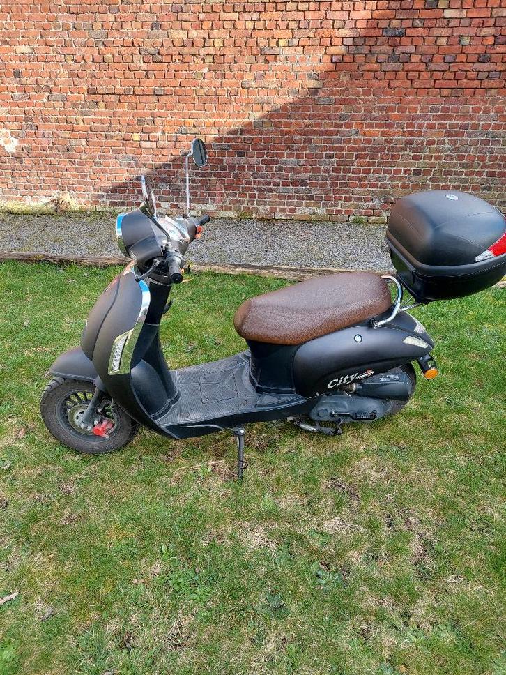 SCOOTER, Fietsen en Brommers, Brommeronderdelen | Scooters, Gebruikt, Overige merken, Overige typen, Ophalen