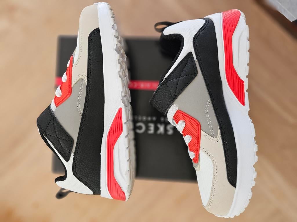 Skechers Uno Lite garçon, Kinderen en Baby's, Kinderkleding | Schoenen en Sokken, Ophalen, Jongen