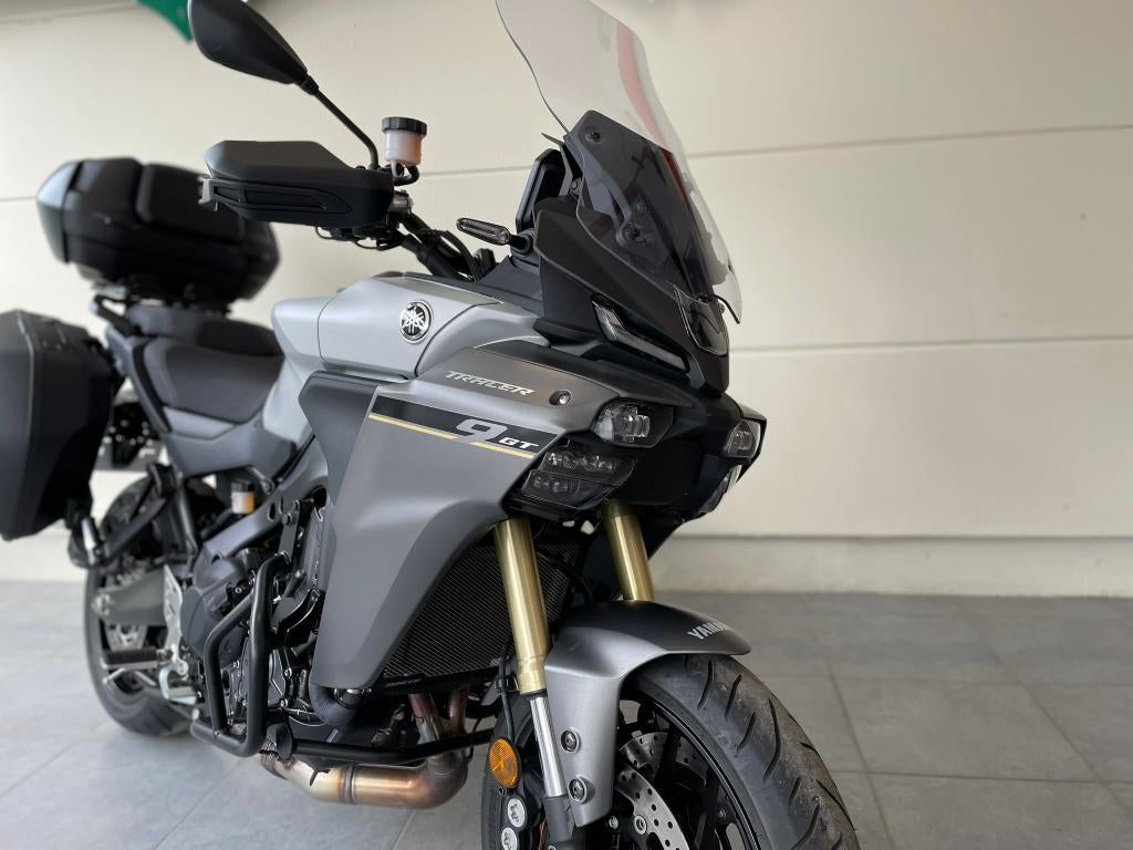 Yamaha Tracer 900 GT 2025, Entreprise, 3 cylindres, Régulateur de vitesse, Manuelle