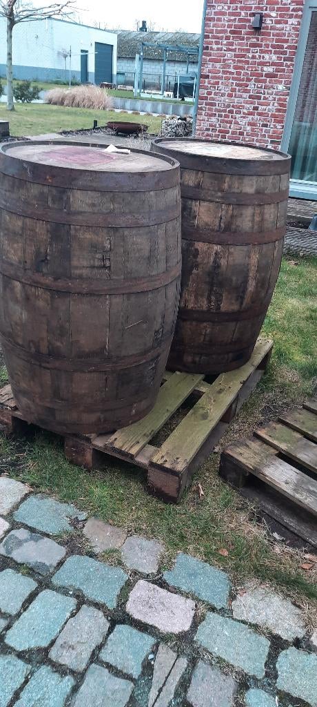 véritables fûts de vin et de whisky usagés (chêne), Maison & Meubles, Tables | Tables mange-debout, Utilisé, Enlèvement