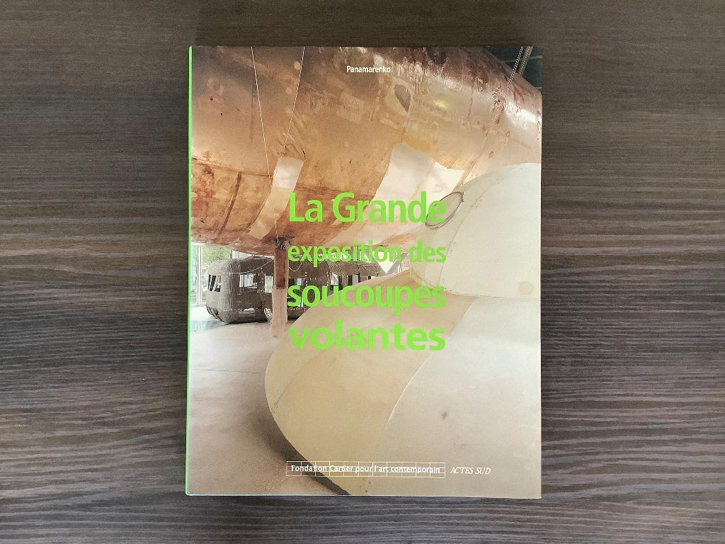 PANAMARENKO GESIGNEERD BOEK TENTOONSTELLING 1998., Livres, Art & Culture | Arts plastiques, Comme neuf, Autres sujets/thèmes, Enlèvement