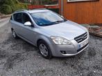 Kia cee'd 16crdi-2009, Autos, Achat, Attache-remorque, Diesel, Particulier