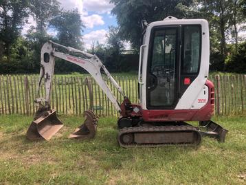 Takeuchi 216 minigraver BJ 2014 2935 uur graafmachine beschikbaar voor biedingen