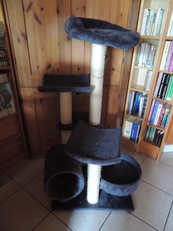 Arbre à chat 115 cm de hauteur beschikbaar voor biedingen