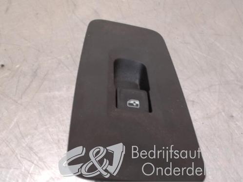 Commutateur vitre électrique d'un Volkswagen Caddy, Autos : Pièces & Accessoires, Tableau de bord & Interrupteurs, Volkswagen