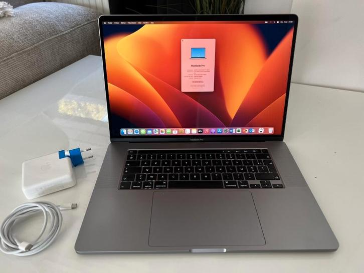 Macbook Pro 16 TouchBar (Core i7 / 16 Gb / 500 Go SSD), Computers en Software, Apple Macbooks, Zo goed als nieuw, MacBook Pro