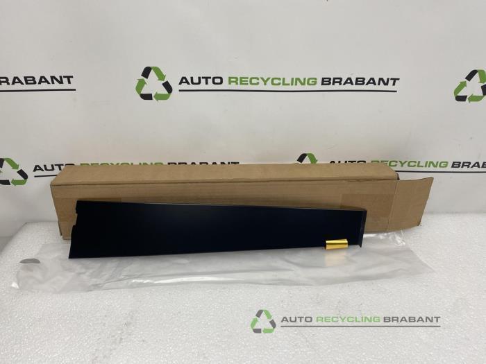 B-stijl afdekkap rechts van een Landrover Freelander, Auto-onderdelen, Interieur en Bekleding, Gebruikt, 3 maanden garantie, Ophalen of Verzenden