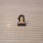 PIN - CELIA, Verzamelen, Speldjes, Pins en Buttons, Verzenden, Gebruikt, Overige onderwerpen, Speldje of Pin