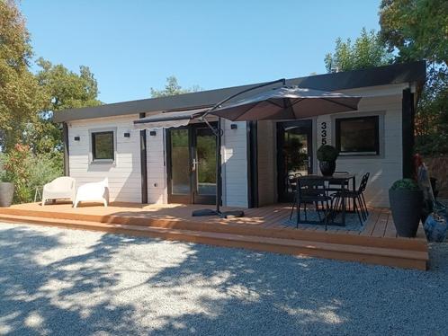 HOUTEN HUIS/VILLA OP 15 minuten VAN DE BAAI VAN SAINT TROPEZ, Immo, Buitenverblijven te koop, Chalet