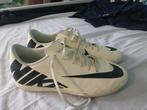 nike voedbal schoenen, Sport en Fitness, Voetbal, Ophalen, Zo goed als nieuw, Schoenen