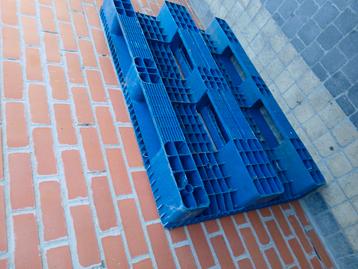 Zeer sterke pvc pallet  beschikbaar voor biedingen