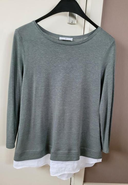 Fijne pluizige bloes(t-shirt).merk YC WHYC Milano, 42, XL, Kleding | Dames, Blouses en Tunieken, Zo goed als nieuw, Ophalen of Verzenden