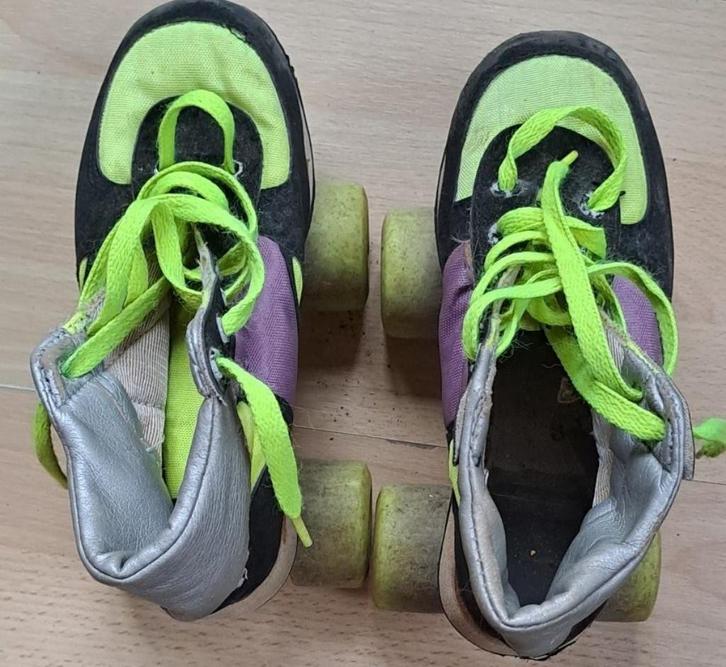 Patins à roulettes pour enfants avec sac de rangement, Enfants & Bébés, Jouets | Extérieur | Patins à roulettes, Utilisé, Enfants