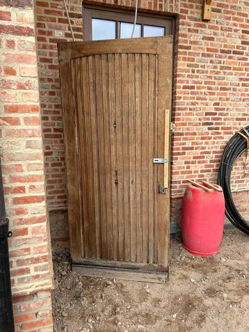 Werfdeur beschikbaar voor biedingen