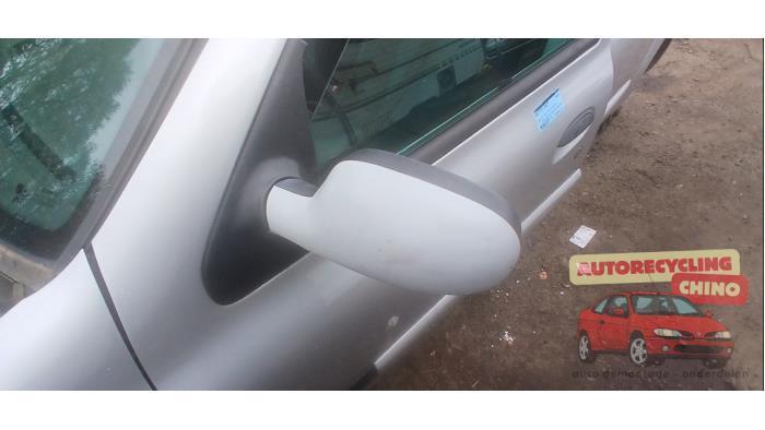 Buitenspiegel links van een Renault Clio, Auto-onderdelen, Spiegels, Renault, Gebruikt, 3 maanden garantie, Ophalen of Verzenden