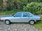 Audi 80 GL, Argent ou Gris, Boîte manuelle, 5 portes, Berline