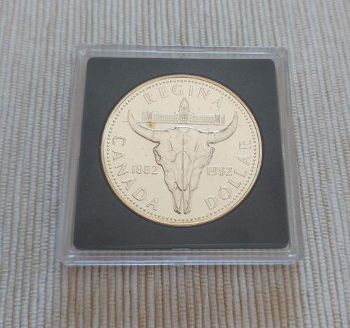 Canada 1982 - .500 Silver Dollar Regina  - KM #133, Timbres & Monnaies, Monnaies | Amérique, Monnaie en vrac, Argent, Envoi