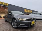 VW PASSAT HIGHLINE *CARNET FULL, Auto's, Voorwielaandrijving, 4 cilinders, Leder, Bedrijf