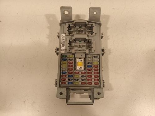 ZEKERINGKAST Hyundai i20 (GBB) (91950C8310), Auto-onderdelen, Elektronica en Kabels, Hyundai, Gebruikt