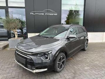 Kia Niro 1.6 GDi  Pure DCT  ( Schade aan bumper voor ) beschikbaar voor biedingen