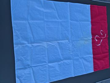 wit-rood laken met hartjes 100 x 135 cm beschikbaar voor biedingen