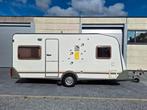 Knaus 450B van 2003 met vast bed en omvormbare rondzit, Caravans en Kamperen, Caravans, Rondzit, Kachel, Particulier, 4 tot 5 meter