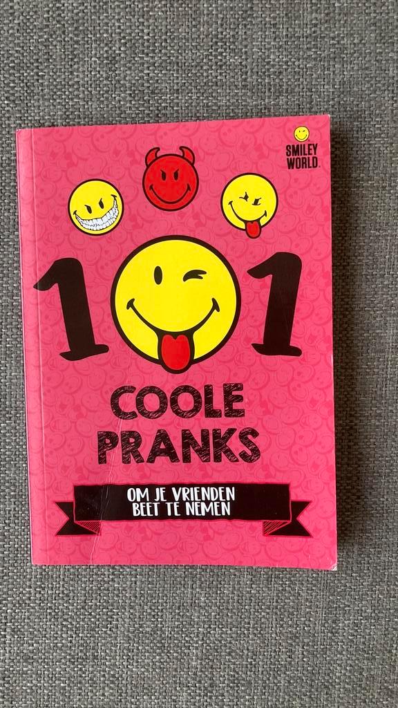 101 Coole pranks om je vrienden beet te nemen, Boeken, Kinderboeken | Jeugd | onder 10 jaar, Nieuw, Ophalen