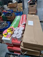 Volledig pallet met borden voor immo, Zakelijke goederen, Bedrijfs Onroerend goed