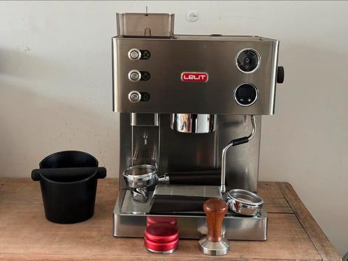 Lelit Kate PL82T avec accessoires et entretenue, Elektronische apparatuur, Koffiezetapparaten, Gebruikt, Koffiebonen, Espresso apparaat